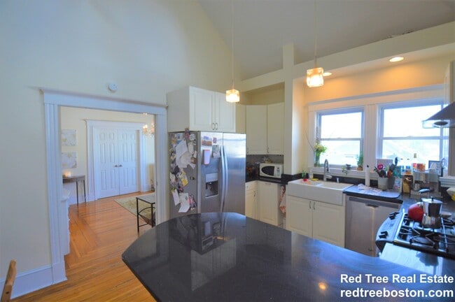 Photo - 14 Breck Ave Unit 2