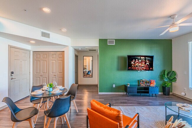 Photo - 9600 W Georgia Ave Unidad ID1369237P