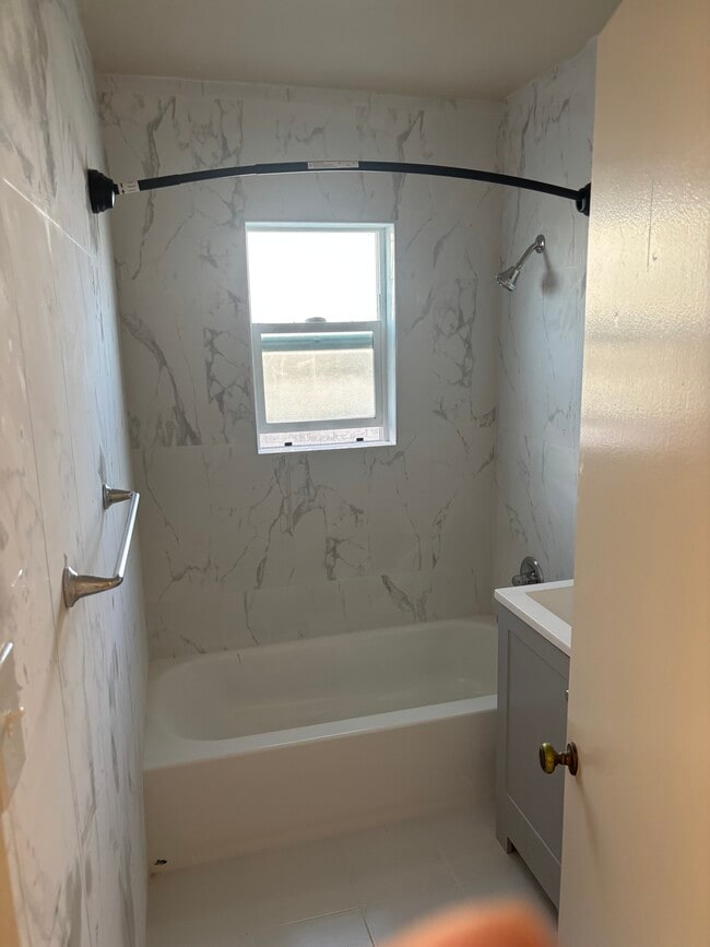 Photo - 1542 Prospect Ave