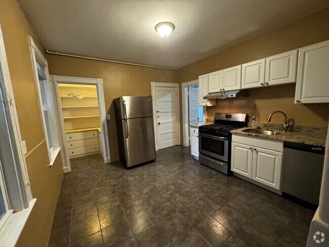 Building Photo - 42 Calvin St Unit 1L Rental