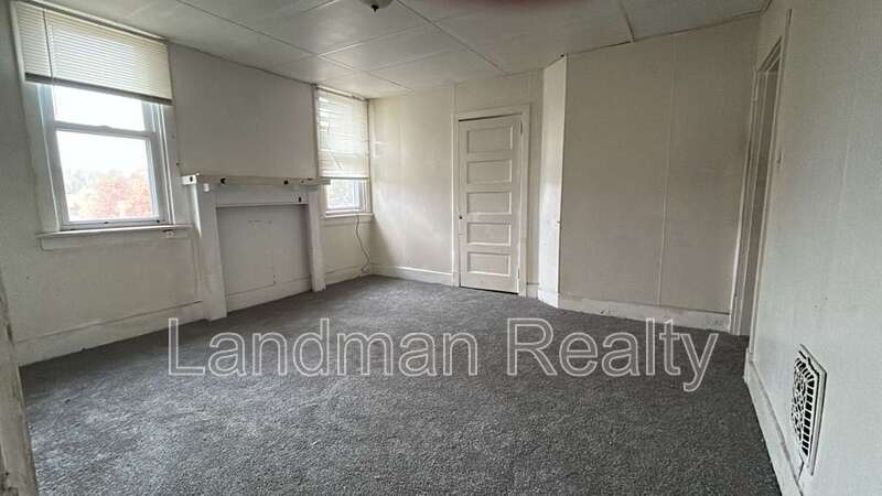 Photo - 1400 Hill Ave