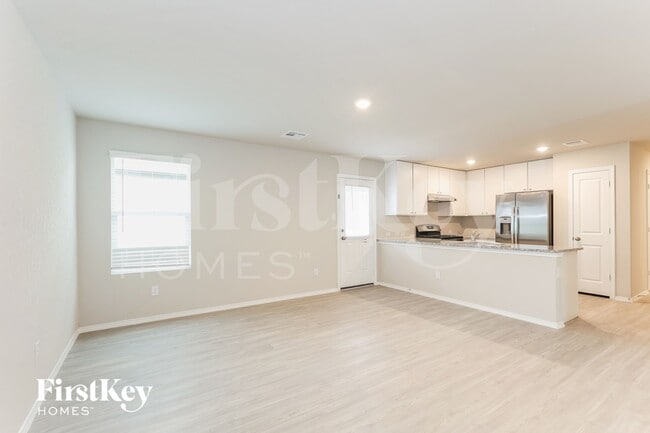 Photo - 10606 Varmus Dr