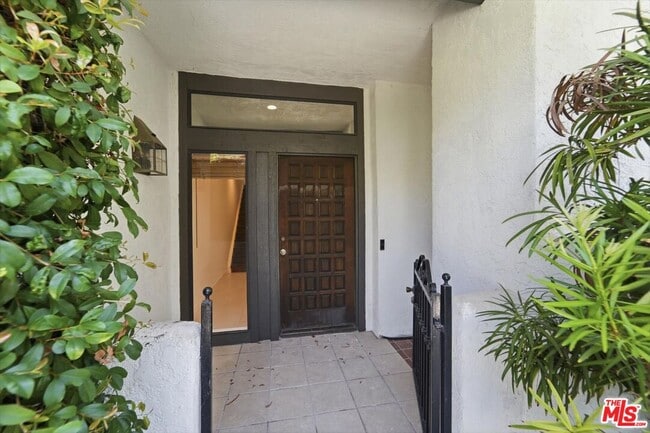 Photo - 1544 Michael Ln