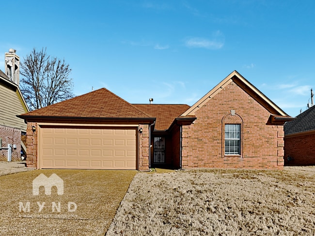 Building Photo - 7732 Parkmont Dr