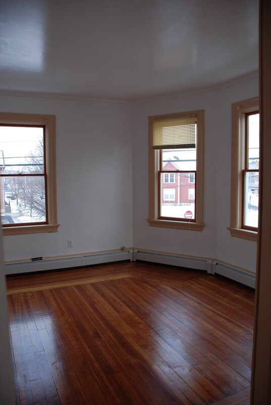 381 Pine St Unidad 1
