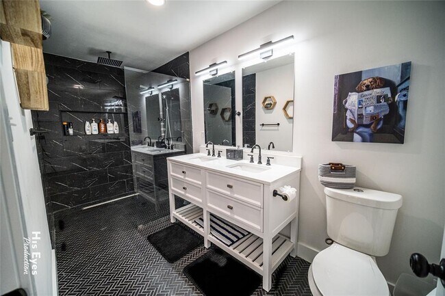 Photo - 7500 Rio Pass