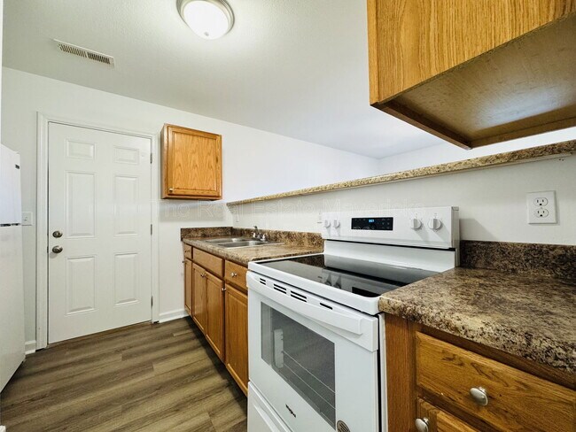 Photo - 4607 Kirkland Ave