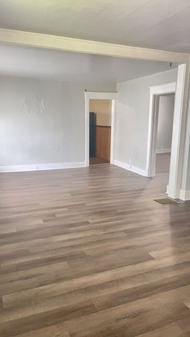 Photo - 2 Bedroom Home, Fenced in Backyard + Garage! Available Now!