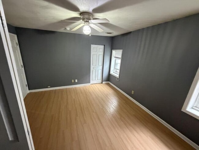 Photo - 202 N Townsend St