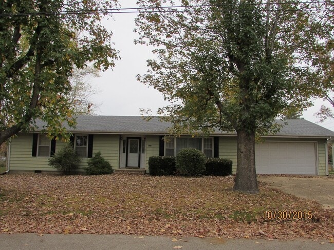 Building Photo - 121 Burchwood Dr