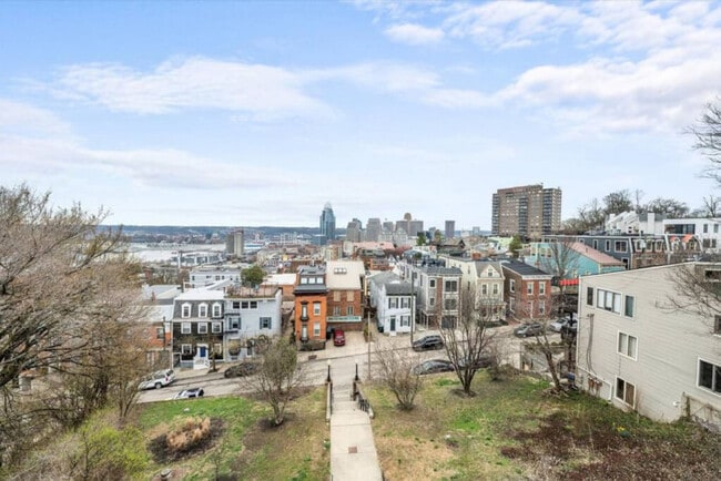 Photo - 962 Pavilion St Unit ID1056128P