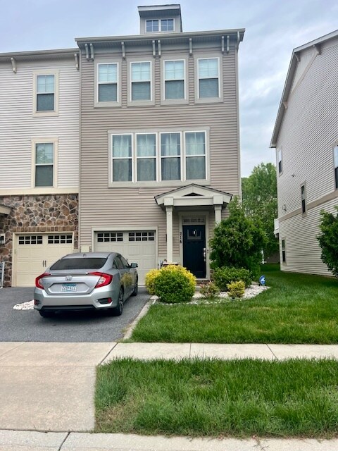 Photo - 214 Tanner Ln Townhome