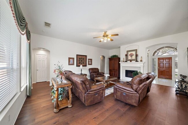 Photo - 14411 Gadshill Cir House