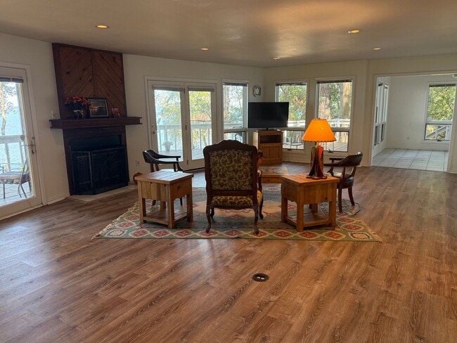 Photo - 20868 Bay Shore Dr