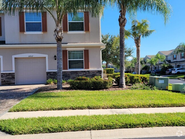 Building Photo - RENTAL Townhouse