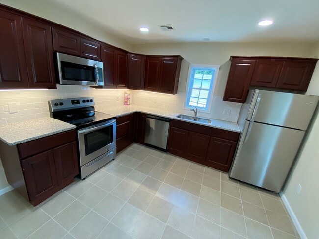 Photo - 1175 Willow St Unit 1175 Willow Street