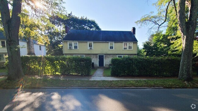 Building Photo - Hamilton Avenue, West Unit 148 Rental