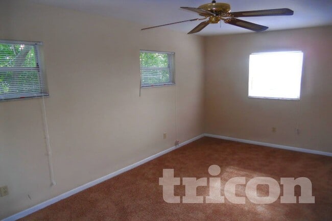 Photo - 2713 Greenfield Ave