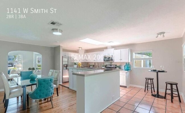Photo - 1141 W Smith St
