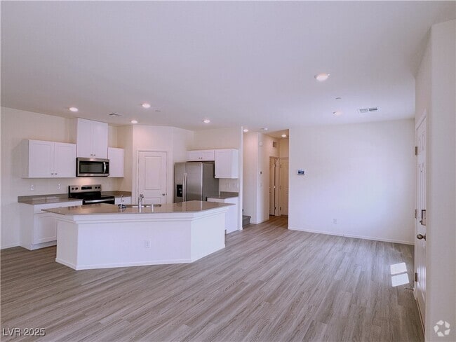 Building Photo - 7915 Pandora Sky St Rental