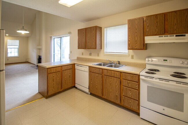 Photo - Upscale Duplex 2BD/2BA Cul-de-sac