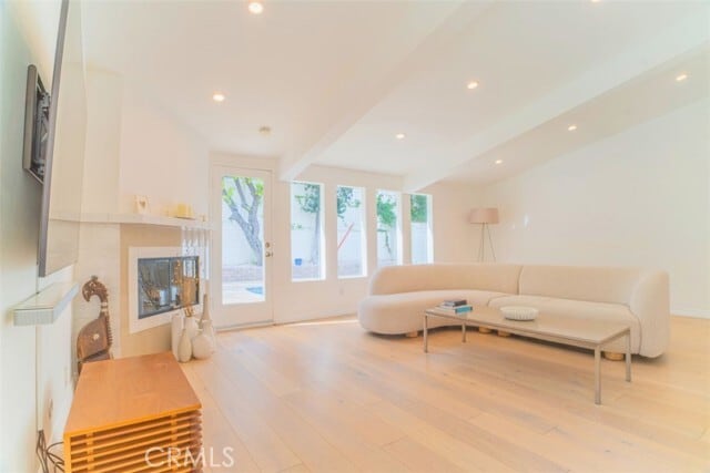 Photo - 5179 Canoga Ave