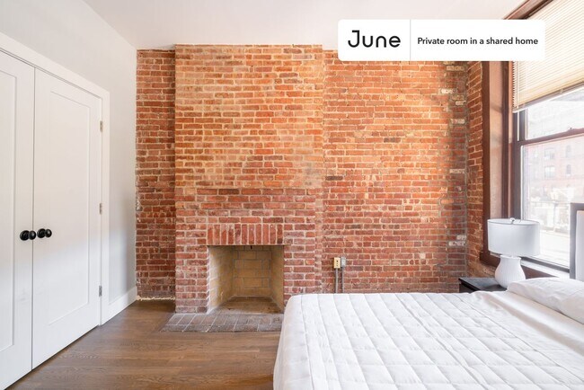 Photo - Room in Shared 4 bed/2 bath home Unit D