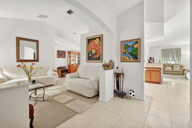 Photo - 1058 SW Locke Ave