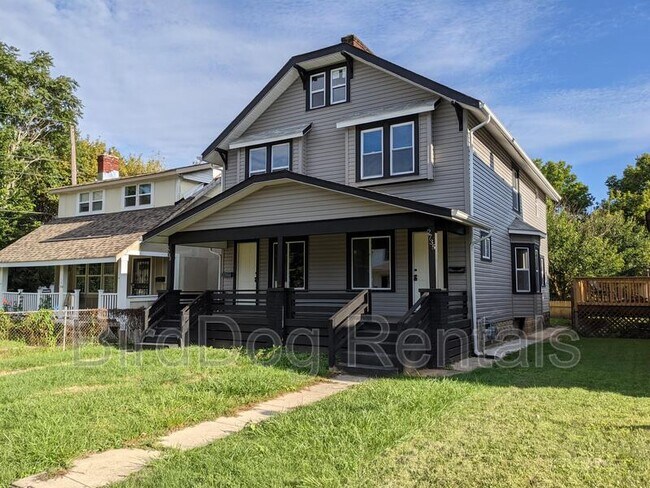 Building Photo - 2735 Sutton Ave