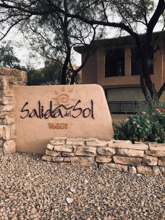 Gated Complex - 16801 N 94th St Condo Unit 1006