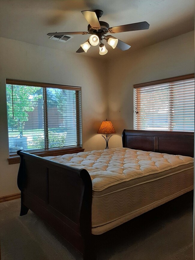 135 Eaton Dr