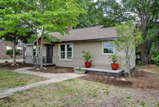 Photo - 1813 Old Easley Bridge Rd