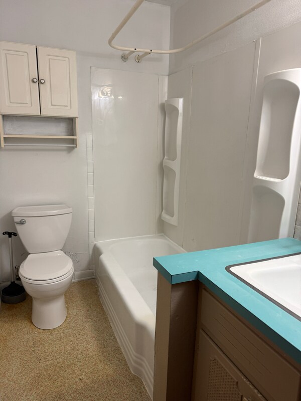 Photo - 302 W 7th St Unit 5