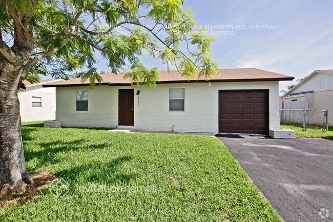 Building Photo - 8171 SW 7th St Rental