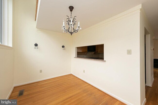 Photo - 821 Lombard St