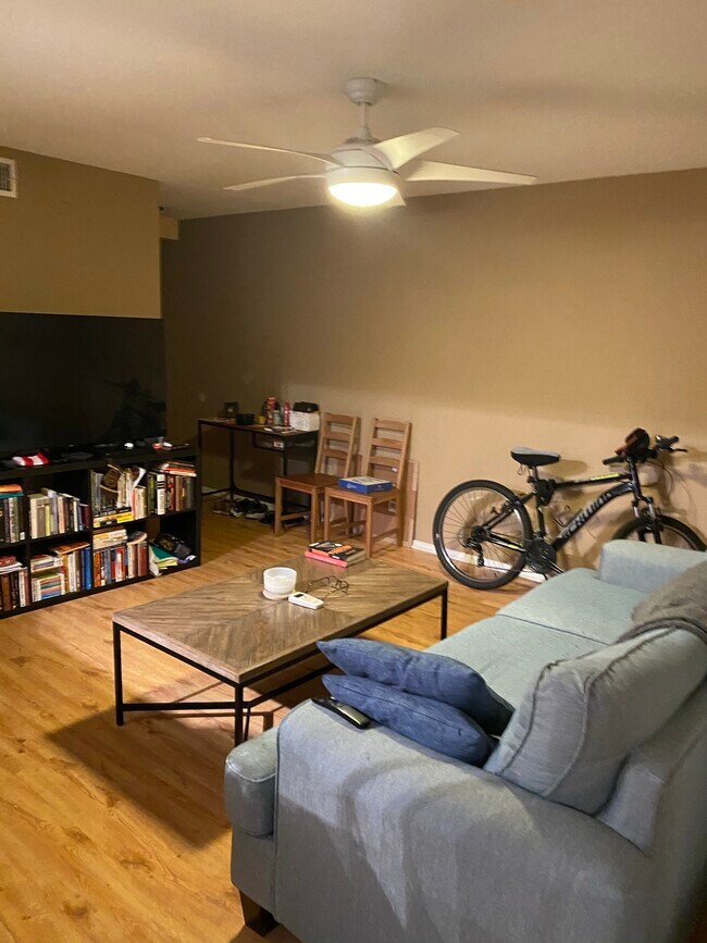 Photo - 2350 NW 33rd St