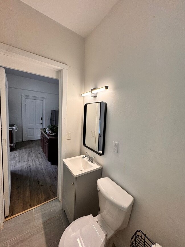 Photo - 310 Marshall Ave Unit Lower