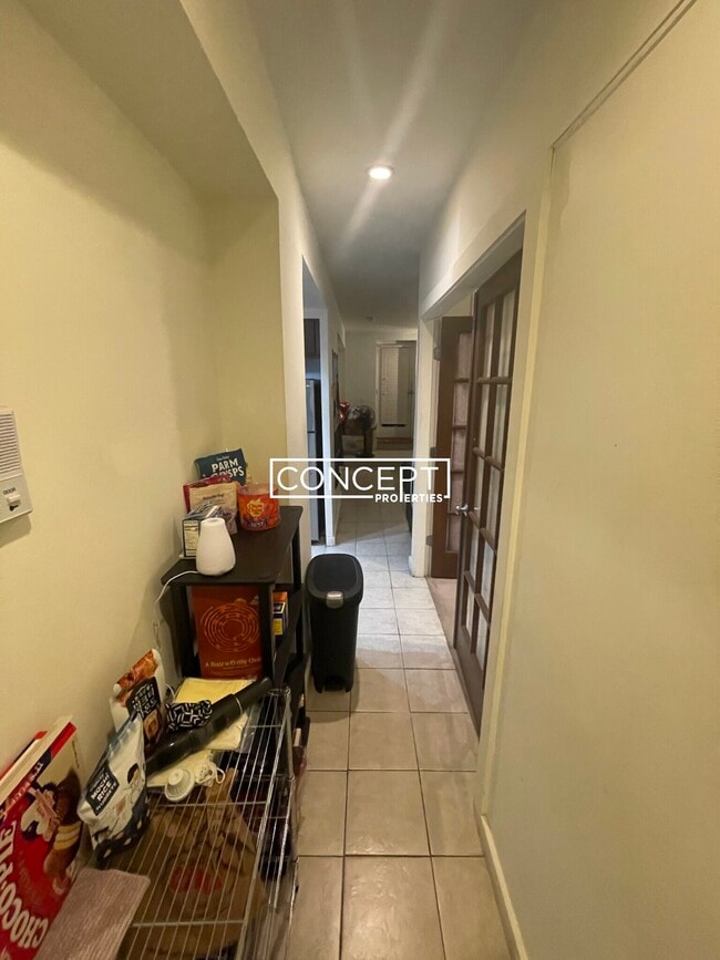 Photo - 28 Symphony Rd Unit E1