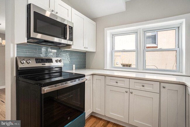 Photo - 235 Roberts Ave