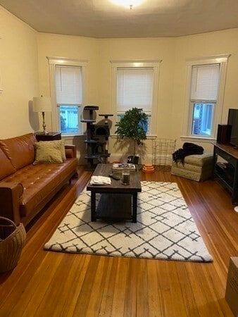 Photo - 68 Burnside St Unit 1