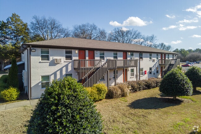 Building Photo - Vue at Rocket City Rental