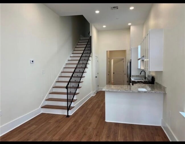 Photo - 2110 Bienville St