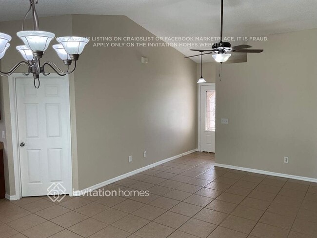 Photo - 2830 Chalmer St