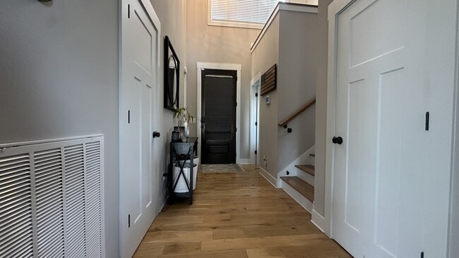 Photo - 537 Dexter Dr