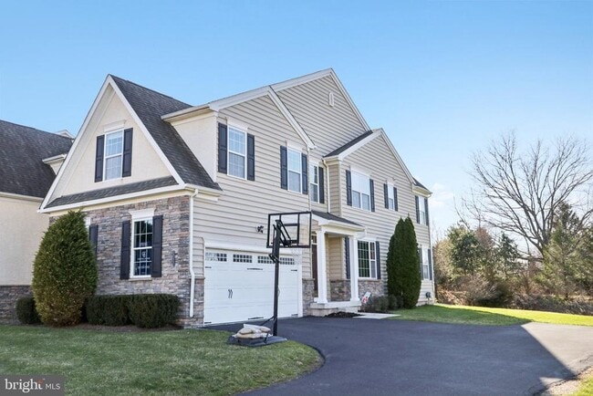 Photo - 1035 Thorndale Dr