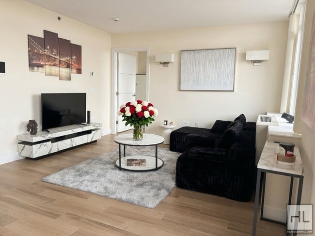Photo - Northern Boulevard Unit 6B