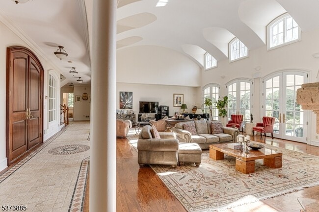 Photo - 21 Stoningham Dr