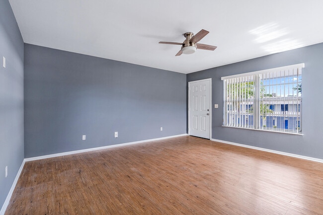 Photo - 2929 SE Ocean Blvd Unit M10