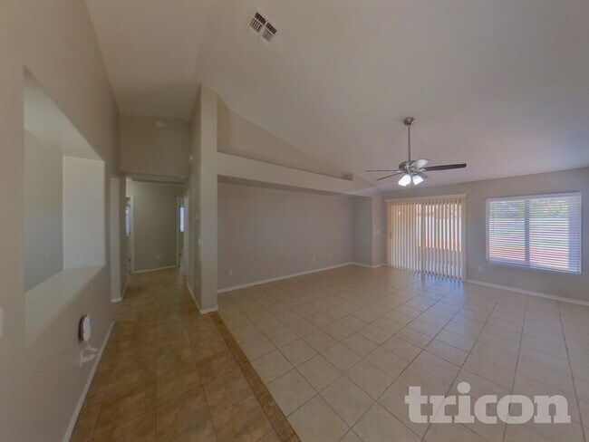 Photo - 1514 W Lynne Ln