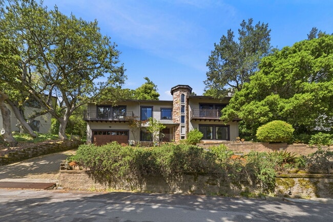 Photo - 158 Los Robles Dr